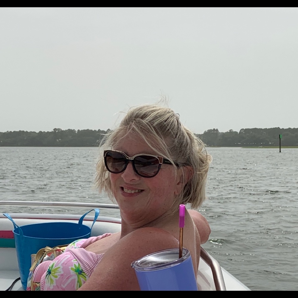 Meet your Posher, Deborah